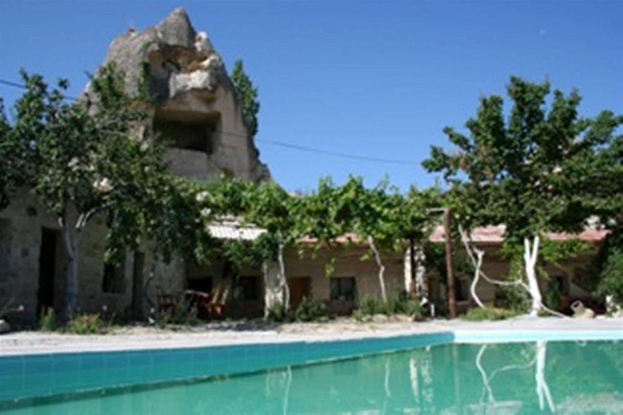 Seven Rock Cave Hotel Göreme Exterior foto